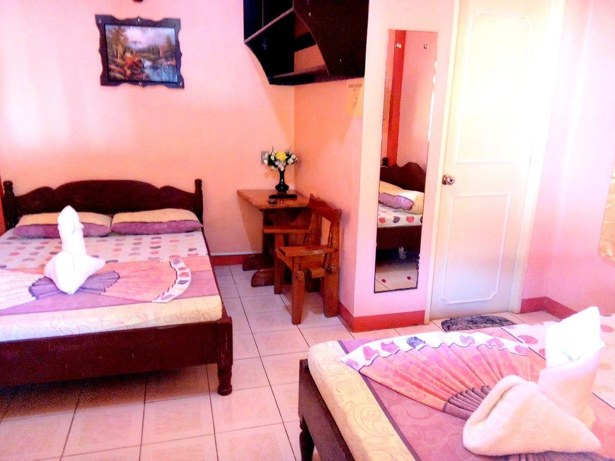 Jun And Carol Beach Cottages 파굿풋 외부 사진